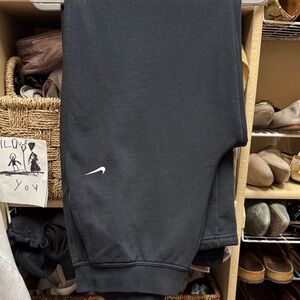2 Pair Nike XL Women’s Black wide leg sweat pants Drifit